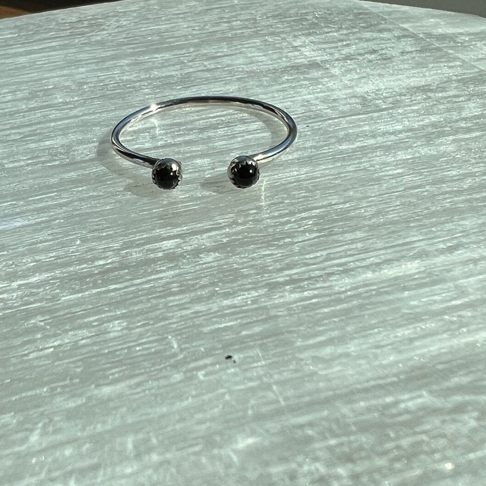 Black onyx silver ring